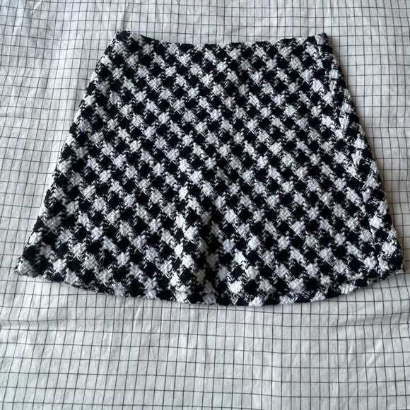 Zara plaid skirt - Picture 2 of 5